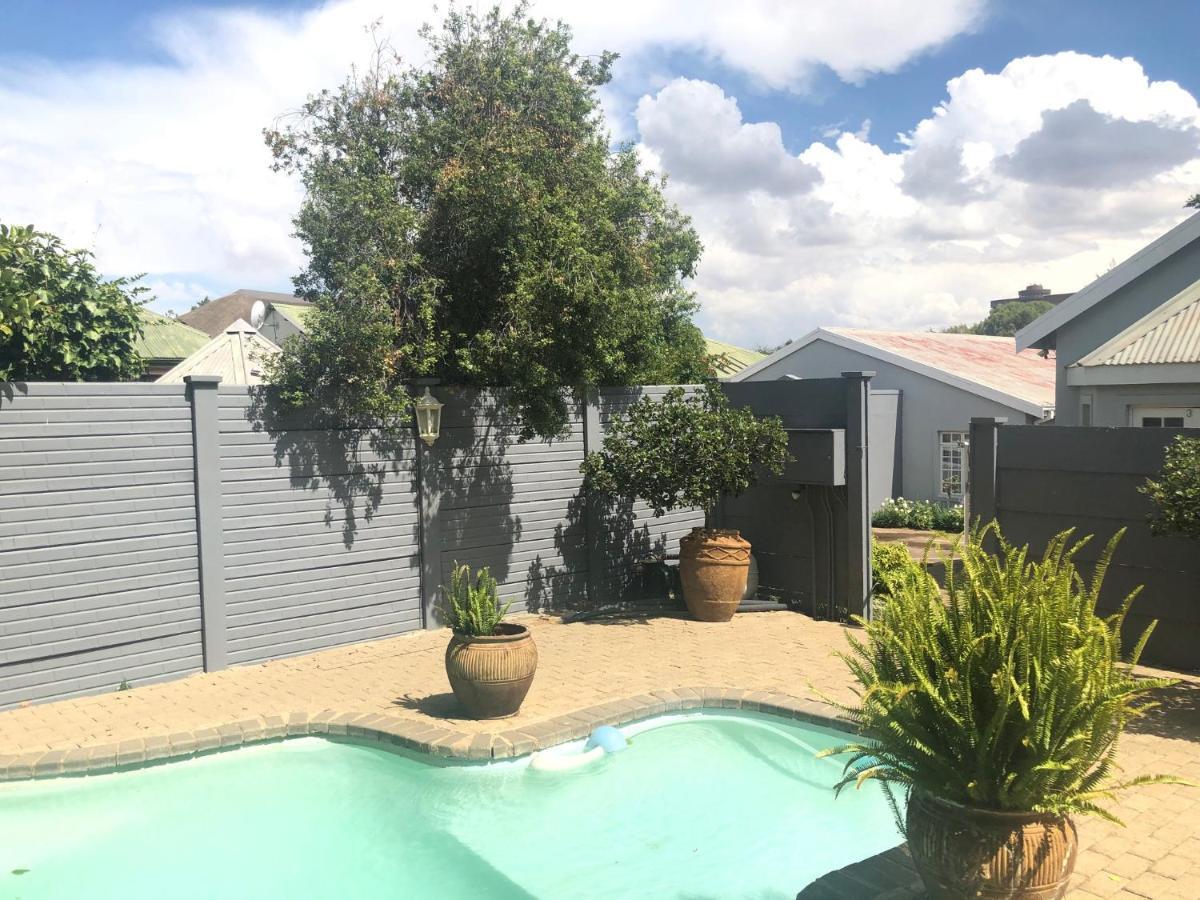 Acacia Westdene B&B Bloemfontein Ngoại thất bức ảnh