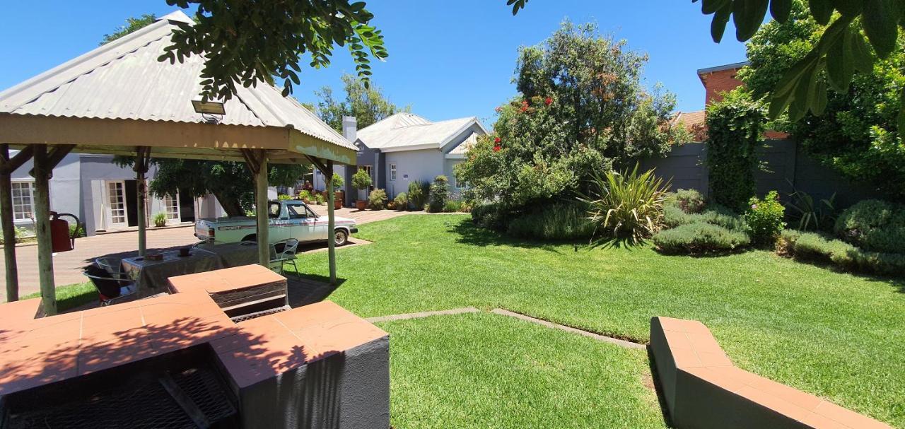 Acacia Westdene B&B Bloemfontein Ngoại thất bức ảnh