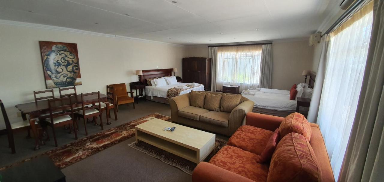 Acacia Westdene B&B Bloemfontein Ngoại thất bức ảnh