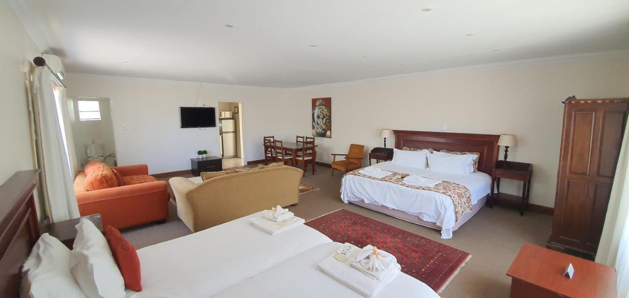 Acacia Westdene B&B Bloemfontein Ngoại thất bức ảnh