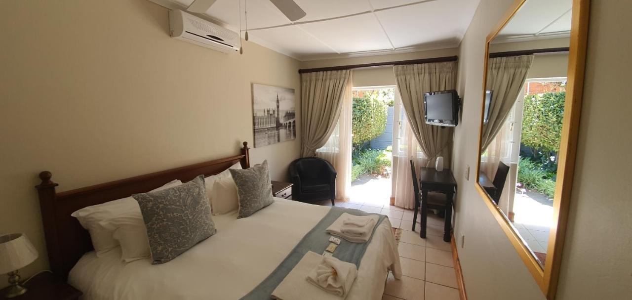 Acacia Westdene B&B Bloemfontein Ngoại thất bức ảnh
