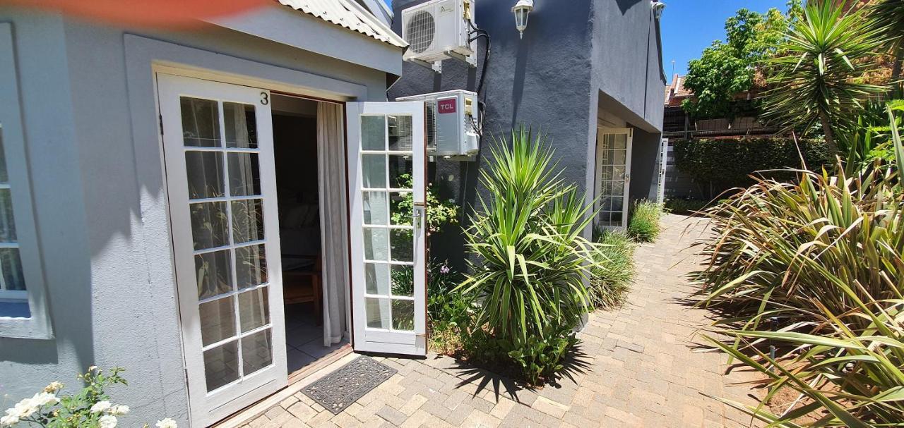 Acacia Westdene B&B Bloemfontein Ngoại thất bức ảnh
