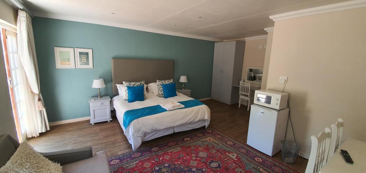 Acacia Westdene B&B Bloemfontein Ngoại thất bức ảnh